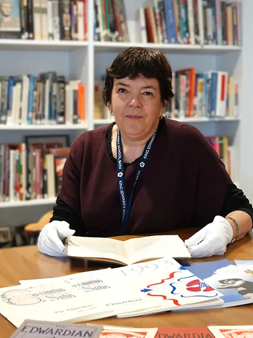  OptimizedImage,Alumni,Optimized